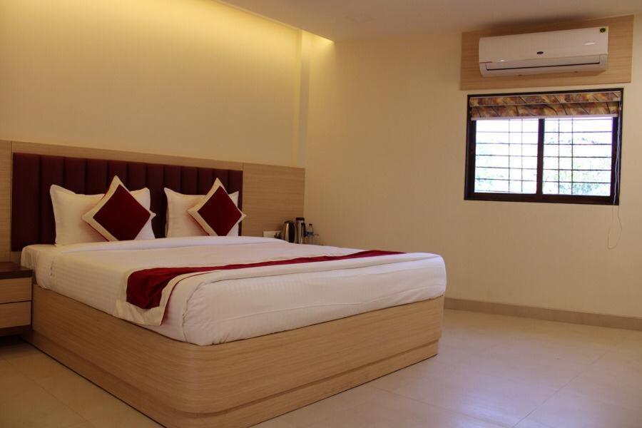 Hotel Saineel Hotel Mumbai (Bombay)